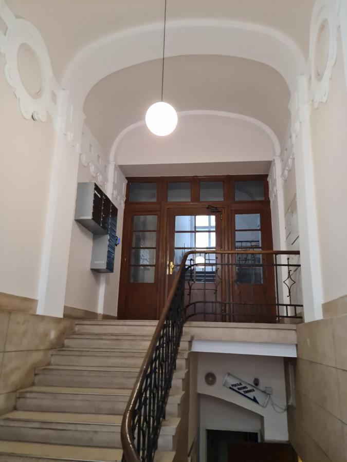 Amber 10 * Krakow